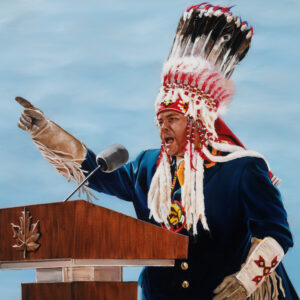“Siksika Chief Ouray Crowfoot (Nioksskaistamik)” oil painting by Paul Van Ginkel. 523 40X50”